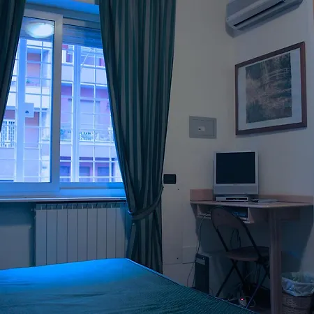 Tourist House Ostiense Apartment *