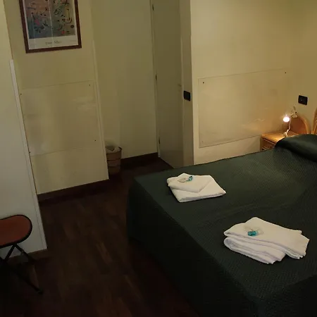 Tourist House Ostiense Apartment Rom